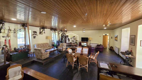 Negócio para Venda em Vale da Amoreira