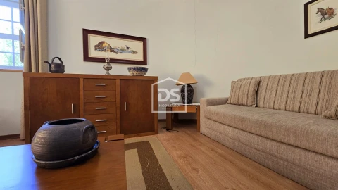 Negócio para Venda em Vale da Amoreira