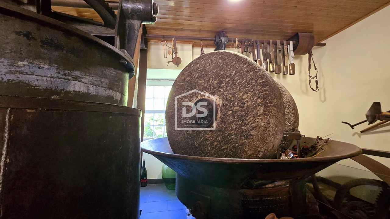 Negócio para Venda em Vale da Amoreira Foto 47