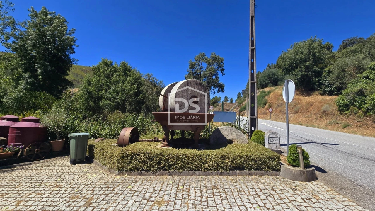 Negócio para Venda em Vale da Amoreira Foto 82