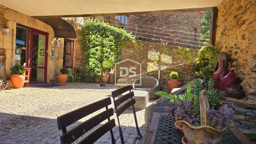 Negócio para Venda em Vale da Amoreira Foto 2