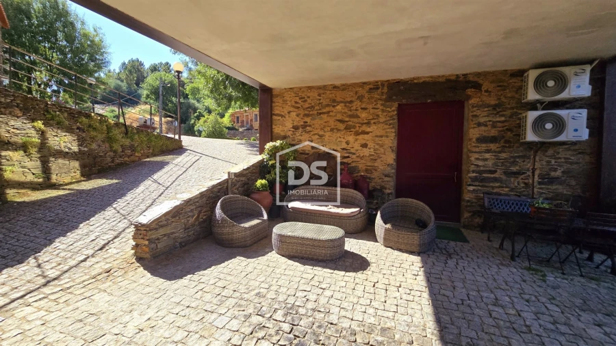 Negócio para Venda em Vale da Amoreira Foto 65