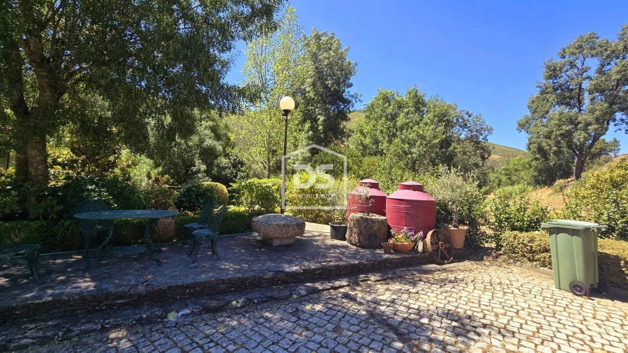 Negócio para Venda em Vale da Amoreira Foto 85