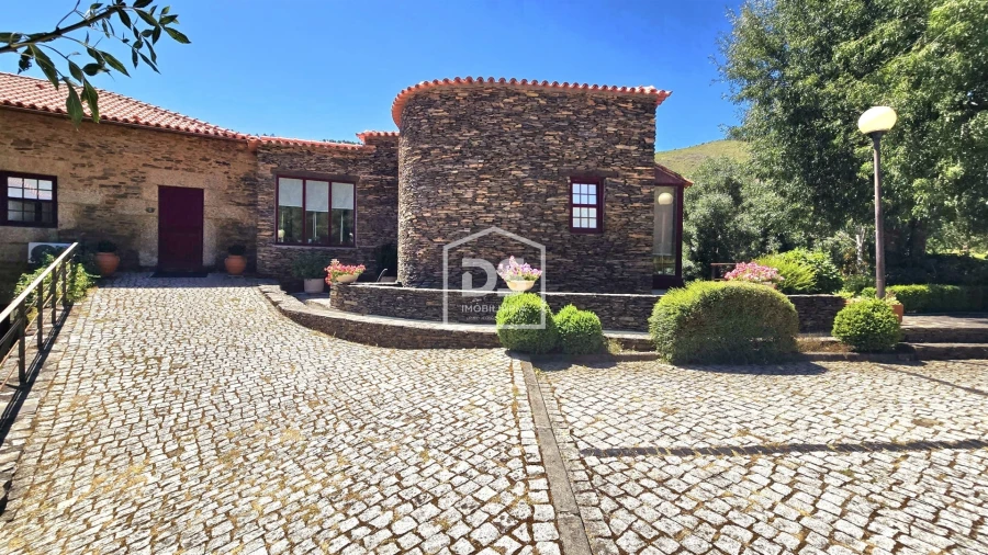 Negócio para Venda em Vale da Amoreira Foto 77