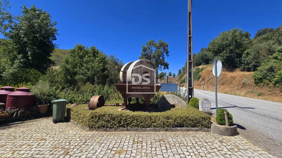 Negócio para Venda em Vale da Amoreira Foto 82