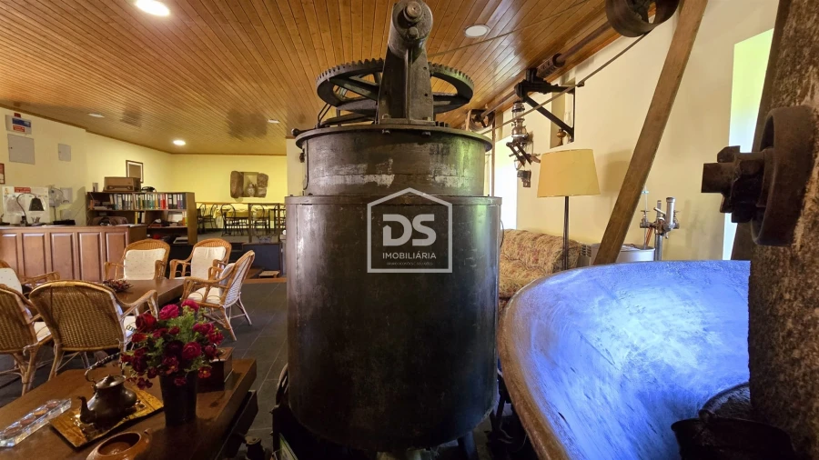 Negócio para Venda em Vale da Amoreira Foto 8