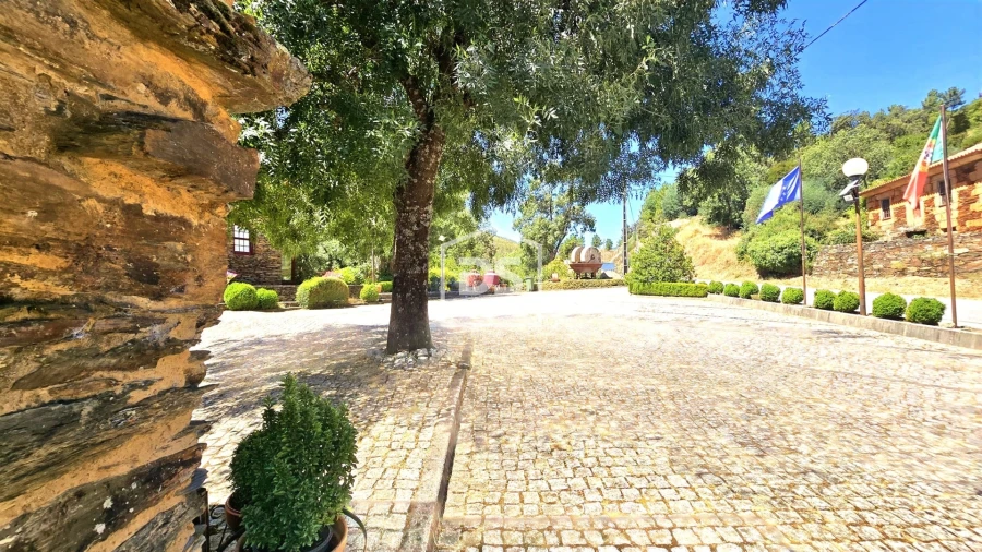 Negócio para Venda em Vale da Amoreira Foto 68