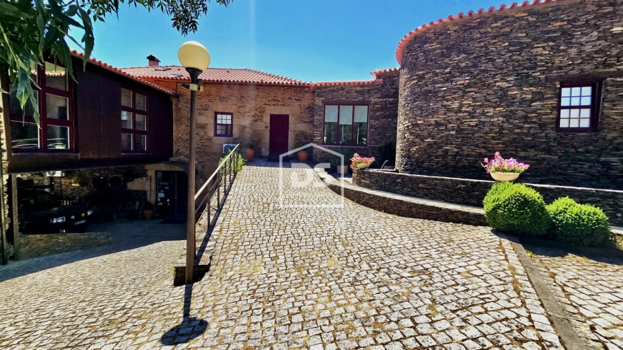 Negócio para Venda em Vale da Amoreira Foto 80