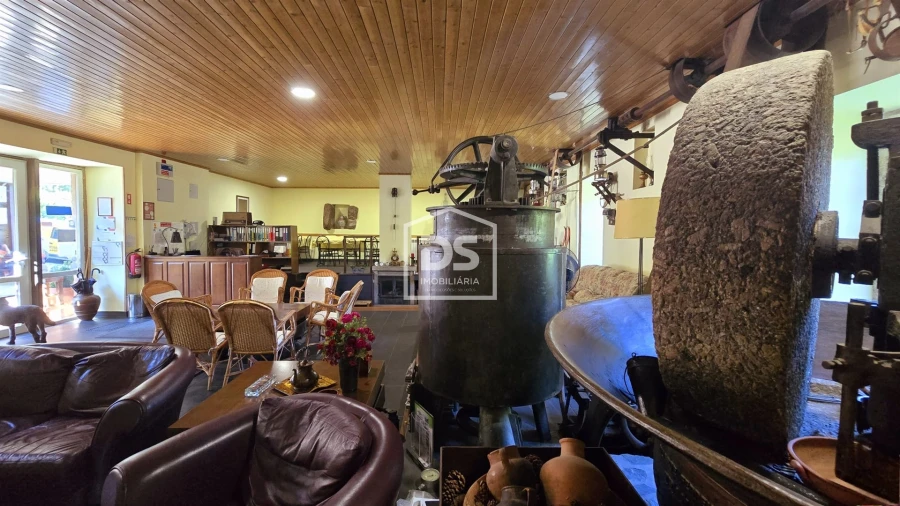 Negócio para Venda em Vale da Amoreira Foto 46