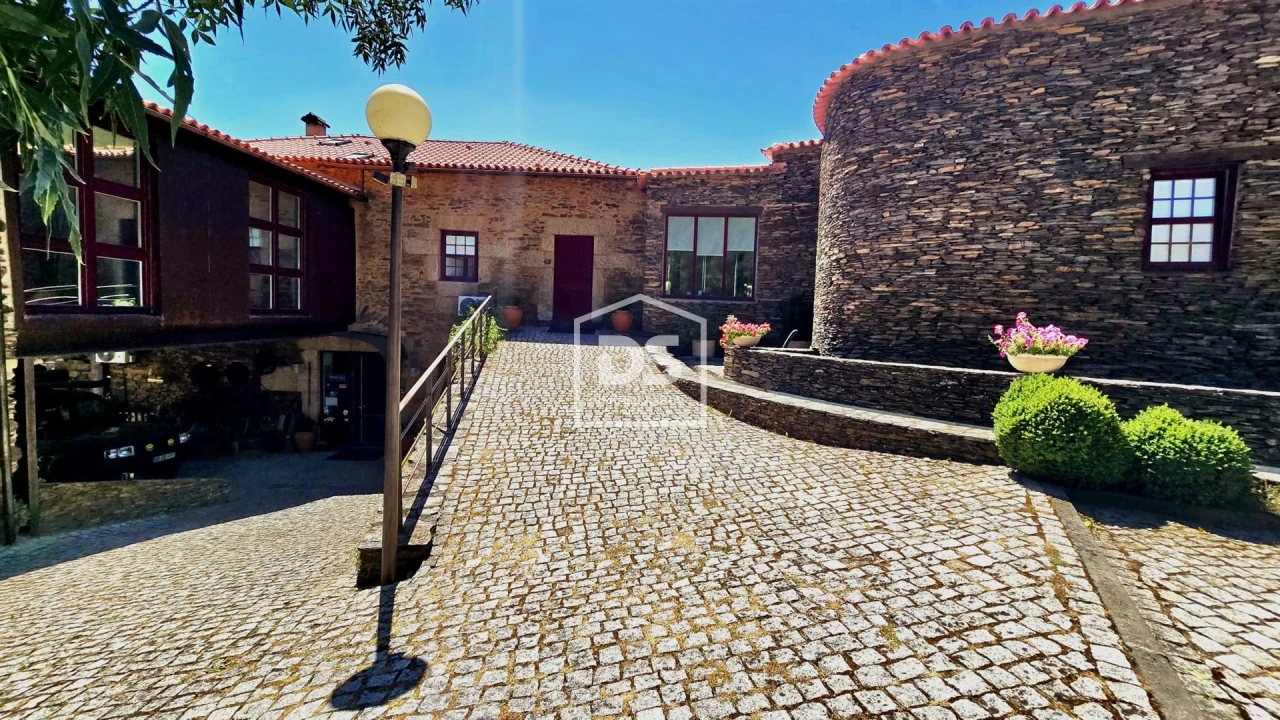 Negócio para Venda em Vale da Amoreira Foto 80