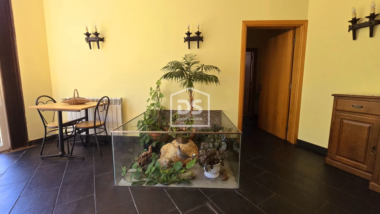 Negócio para Venda em Vale da Amoreira Foto 35