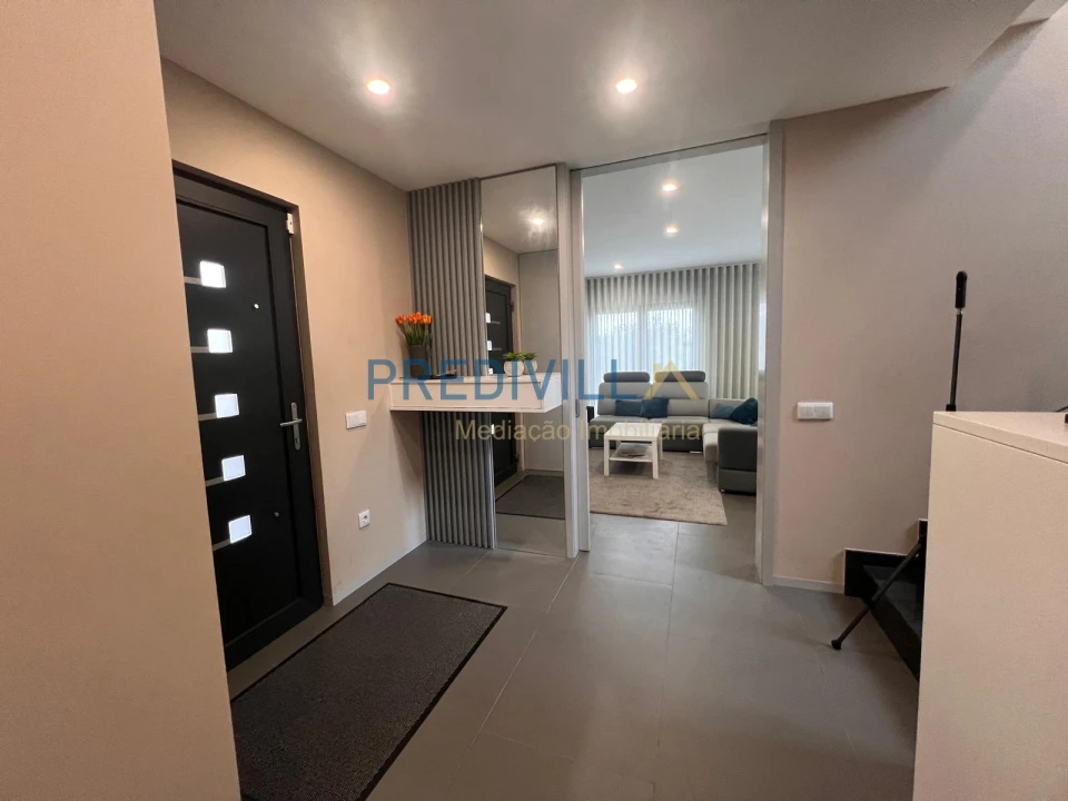 Moradia T4 para Venda em Touguinha e Touguinhó Foto 3