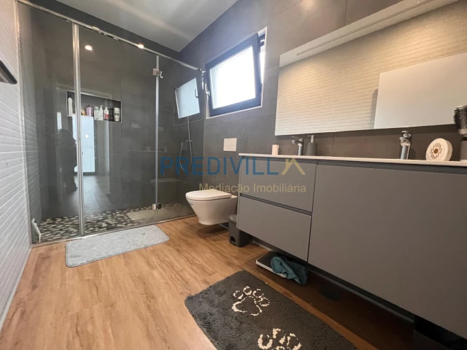 Moradia T4 para Venda em Touguinha e Touguinhó Foto 20