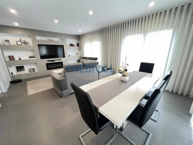 Moradia T4 para Venda em Touguinha e Touguinhó Foto 8