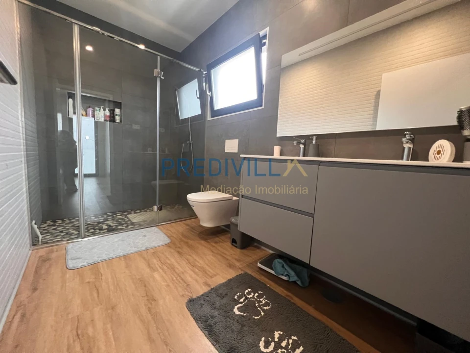 Moradia T4 para Venda em Touguinha e Touguinhó Foto 20