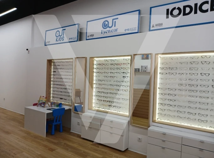 Loja para Trespasse em Mafamude e Vilar do Paraíso Foto 10