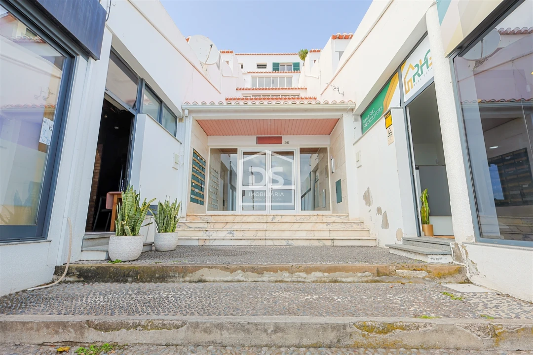 Apartamento T2 para Venda em Caniço Foto 20