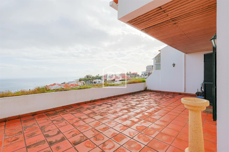 Apartamento T2 para Venda em Caniço Foto 13