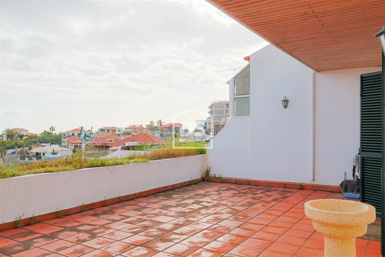 Apartamento T2 para Venda em Caniço Foto 14