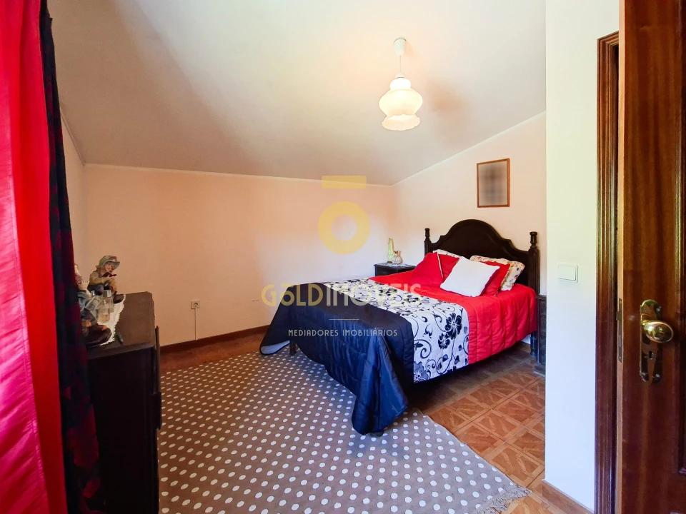 Moradia T4 para Venda em Santa Maria de Sardoura Foto 20