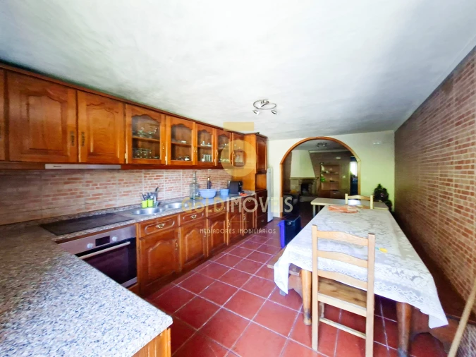 Moradia T4 para Venda em Santa Maria de Sardoura Foto 42