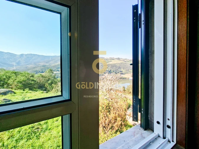 Moradia T4 para Venda em Santa Maria de Sardoura Foto 15