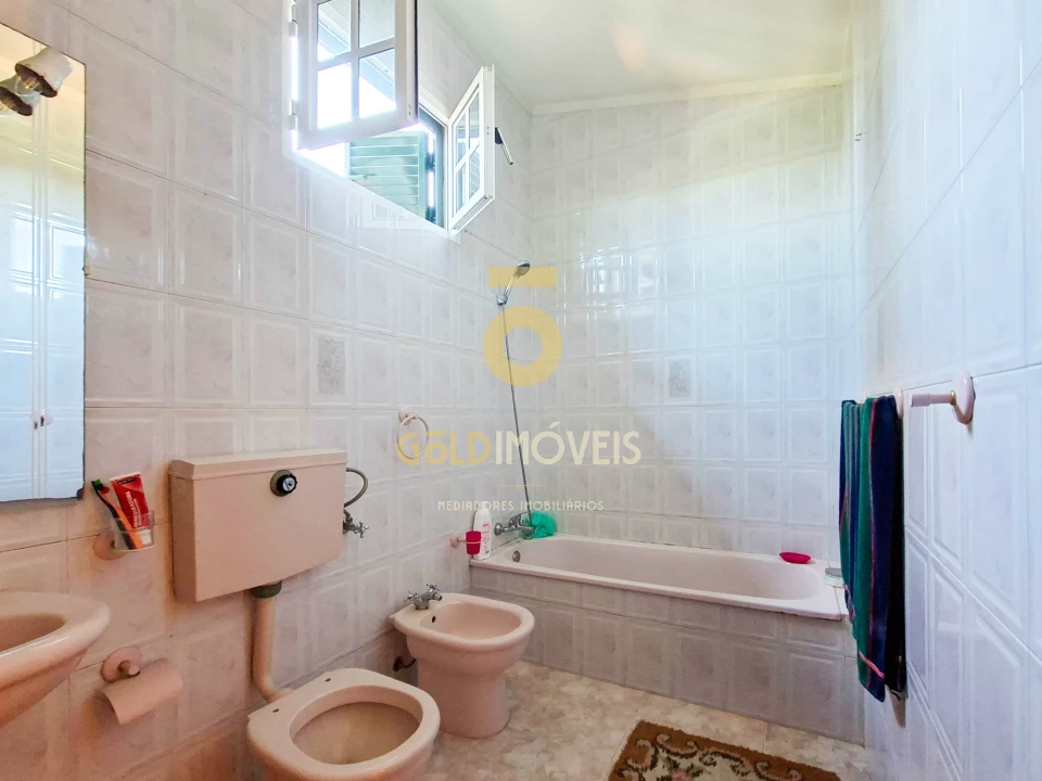 Moradia T4 para Venda em Santa Maria de Sardoura Foto 28