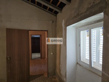 Quinta T2 para Venda em São Barnabe