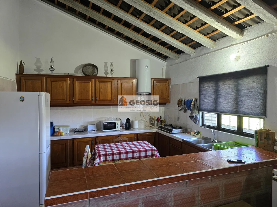 Quinta T2 para Venda em São Barnabe Foto 8