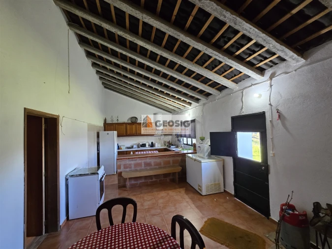 Quinta T2 para Venda em São Barnabe Foto 7