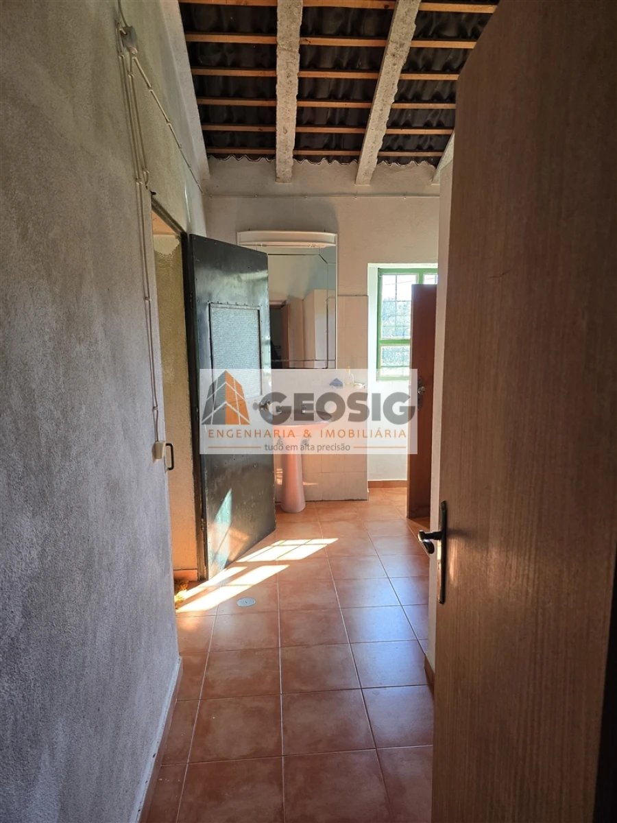 Quinta T2 para Venda em São Barnabe Foto 17