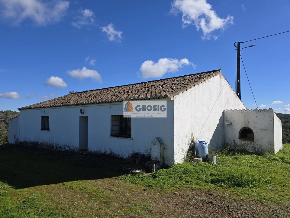Quinta T2 para Venda em São Barnabe Foto 5