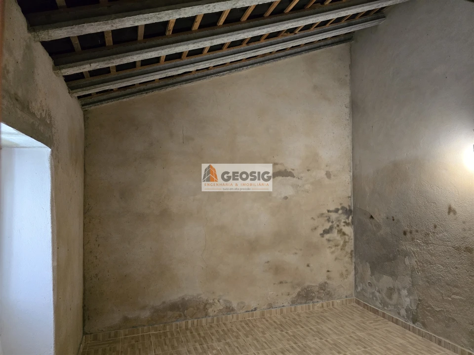 Quinta T2 para Venda em São Barnabe Foto 13