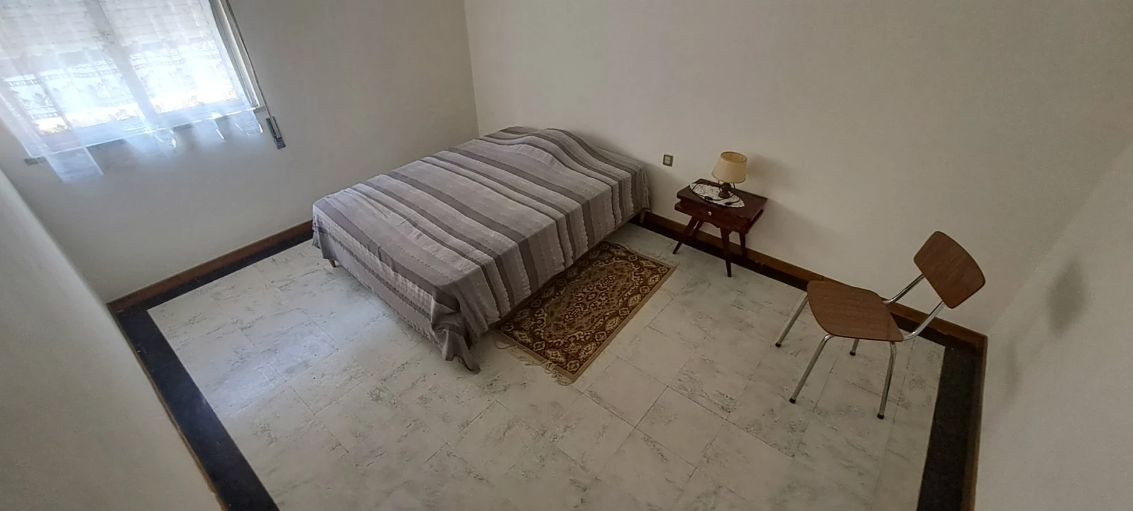 Moradia T5 para Venda em São Martinho de Angueira Foto 46