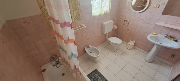 Moradia T5 para Venda em São Martinho de Angueira