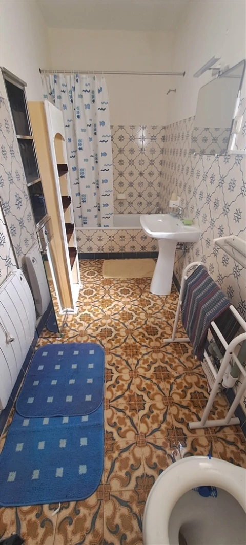 Moradia T5 para Venda em São Martinho de Angueira