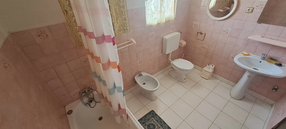 Moradia T5 para Venda em São Martinho de Angueira Foto 29