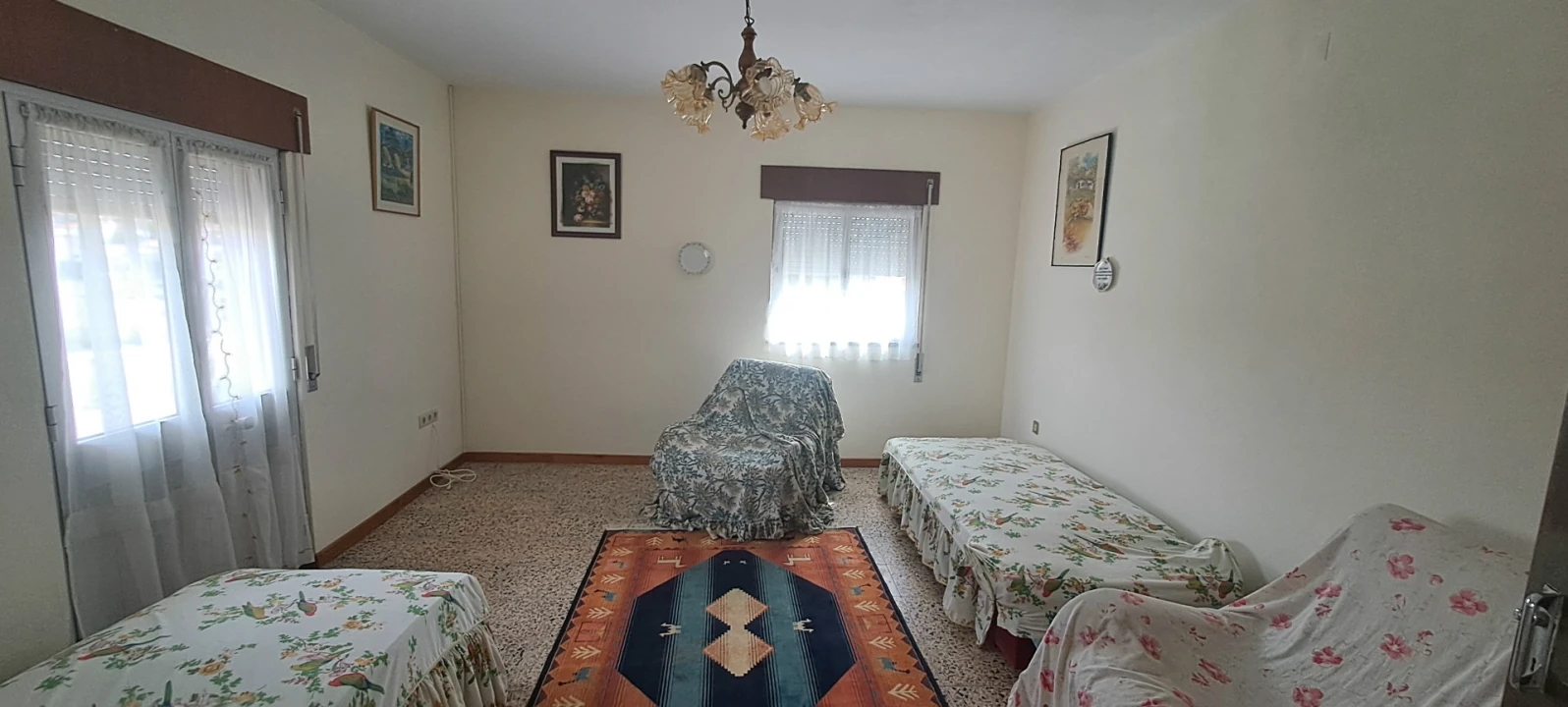 Moradia T5 para Venda em São Martinho de Angueira Foto 36