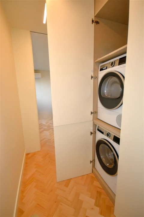 Apartamento T4 para Arrendamento em Cedofeita, Santo Ildefonso, Sé, Miragaia, São Nicolau e Vitória