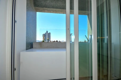 Apartamento T4 para Arrendamento em Cedofeita, Santo Ildefonso, Sé, Miragaia, São Nicolau e Vitória