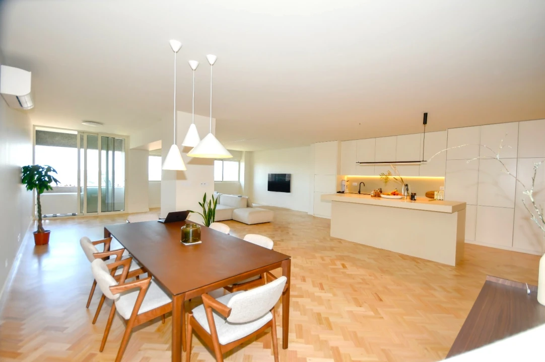 Apartamento T4 para Arrendamento em Cedofeita, Santo Ildefonso, Sé, Miragaia, São Nicolau e Vitória Foto 14