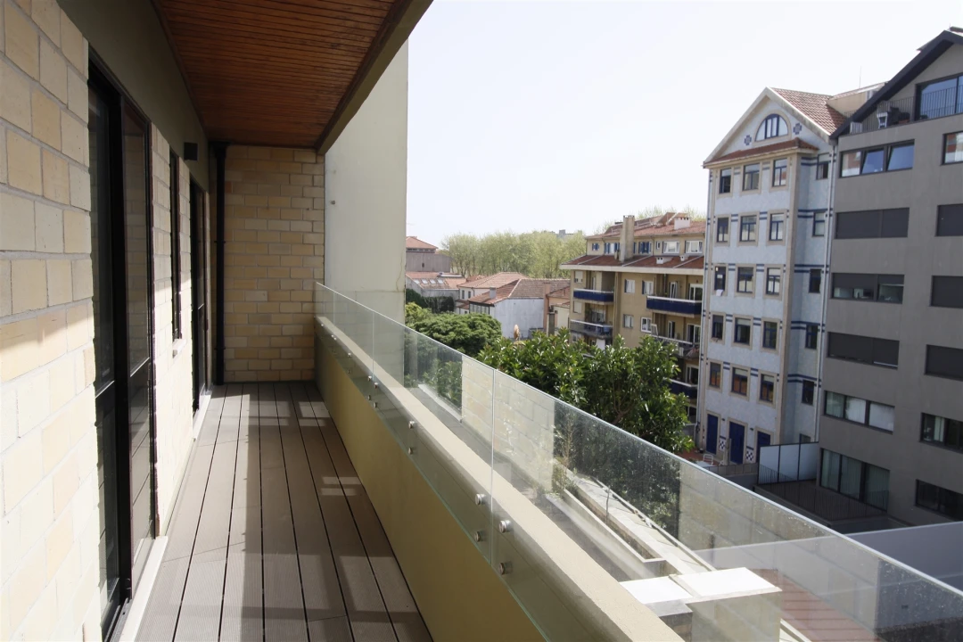 Apartamento T3 para Arrendamento em Aldoar, Foz do Douro e Nevogilde Foto 19