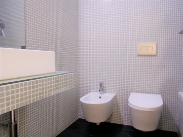 Apartamento T3 para Arrendamento em Aldoar, Foz do Douro e Nevogilde