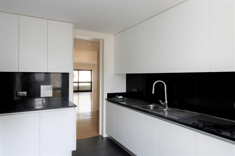 Apartamento T3 para Arrendamento em Aldoar, Foz do Douro e Nevogilde Foto 8