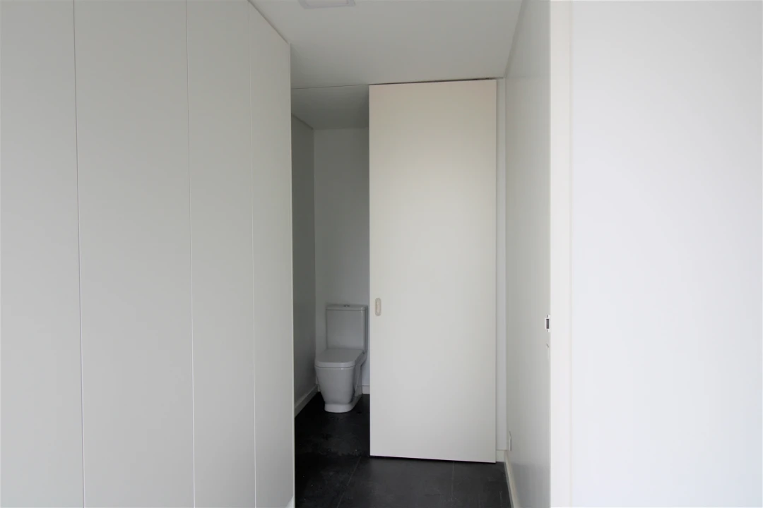 Apartamento T3 para Arrendamento em Aldoar, Foz do Douro e Nevogilde Foto 17