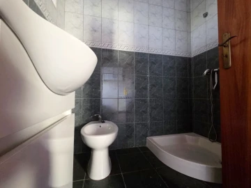 Moradia T1 para Venda em Varzea de Abrunhais