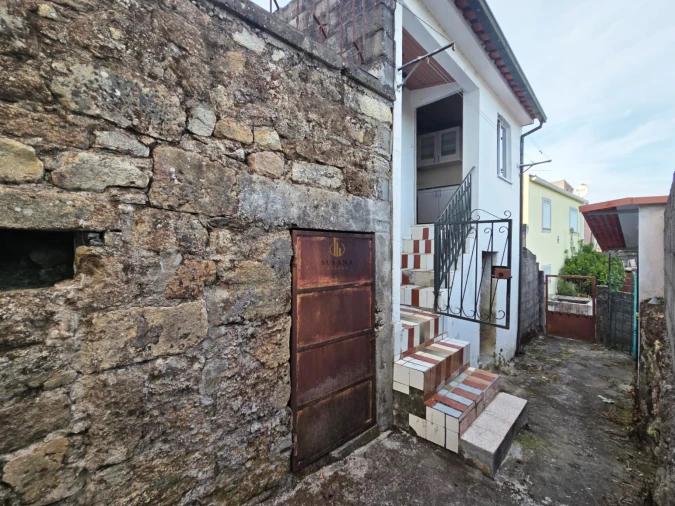 Moradia T1 para Venda em Varzea de Abrunhais Foto 2