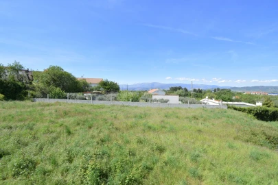 Moradia T5 para Venda em Fundão, Valverde, Donas, A. Joanes, A. Nova Cabo