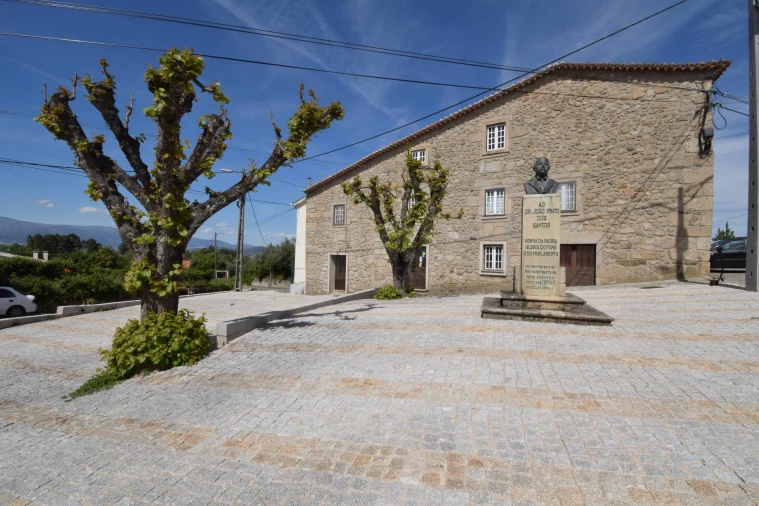 Moradia T5 para Venda em Fundão, Valverde, Donas, A. Joanes, A. Nova Cabo Foto 11