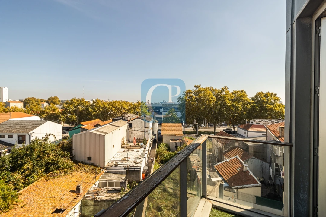 Apartamento T1 para Arrendamento em São Mamede de Infesta e Senhora da Hora Foto 28